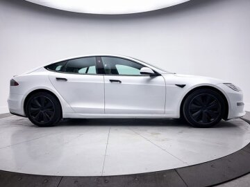 2021 Tesla Model S Plaid
