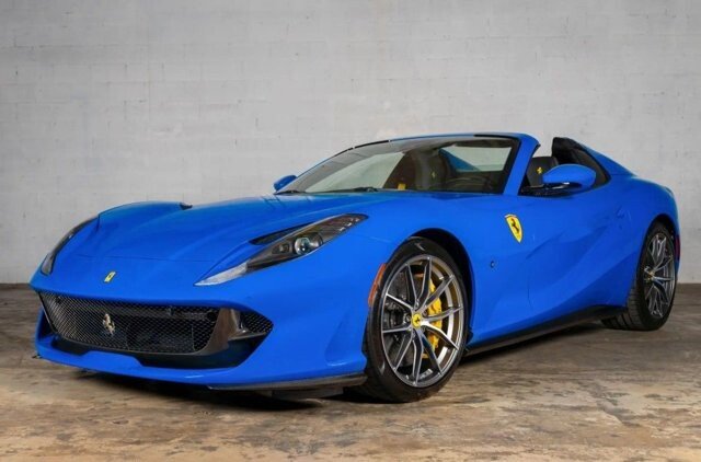 2022 Ferrari 812 GTS