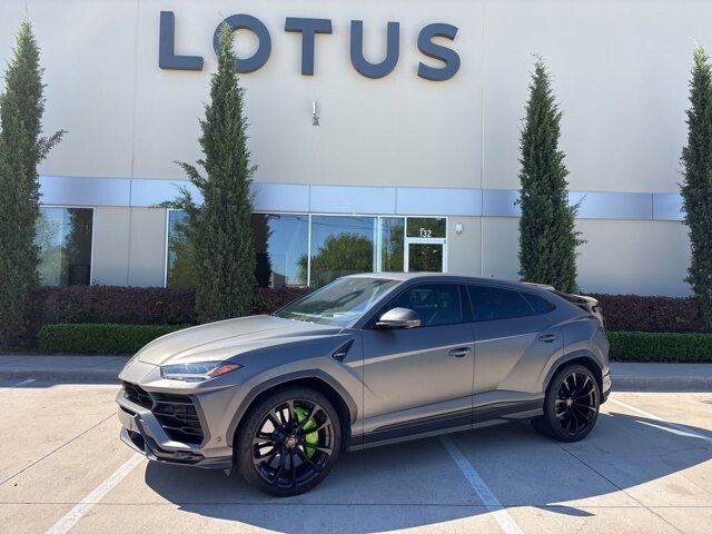 2022 Lamborghini Urus