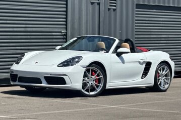 2022 Porsche 718 Boxster S