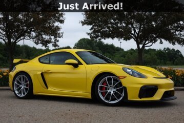2022 Porsche 718 Cayman GT4