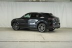 Thumbnail Photo 2 for 2022 Porsche Cayenne Coupe