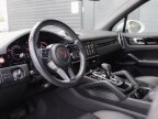 Thumbnail Photo 3 for 2022 Porsche Cayenne