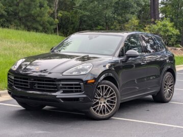 2022 Porsche Cayenne Platinum Edition