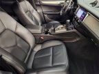 Thumbnail Photo 2 for 2022 Porsche Macan
