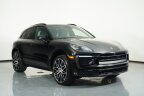 Thumbnail Photo 4 for 2022 Porsche Macan