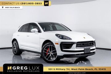 2022 Porsche Macan S