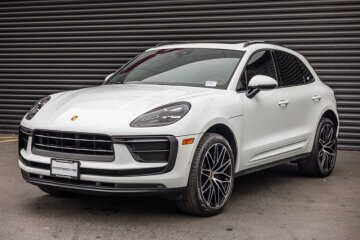 2022 Porsche Macan