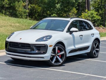 2022 Porsche Macan S