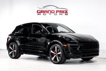 2022 Porsche Macan S