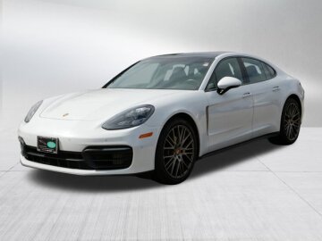 2022 Porsche Panamera