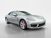 2022 Porsche Panamera