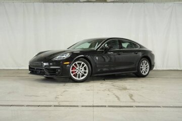 2022 Porsche Panamera 4S