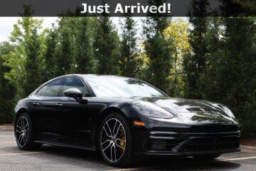 2022 Porsche Panamera Turbo S