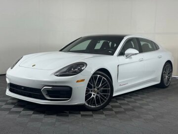 2022 Porsche Panamera