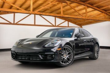 2022 Porsche Panamera