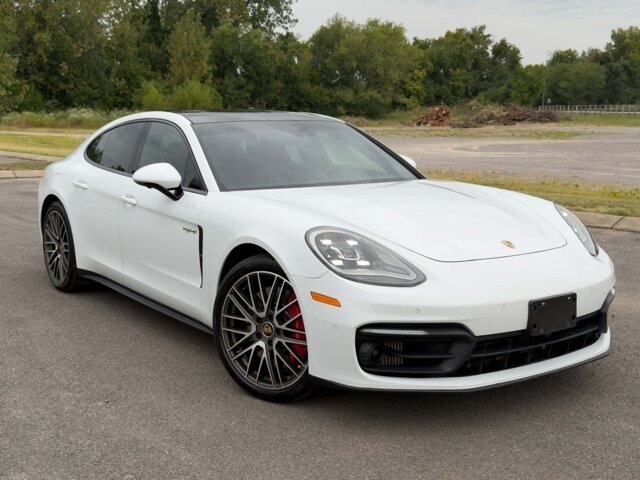 2022 Porsche Panamera