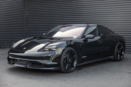 Photo 1 for 2022 Porsche Taycan