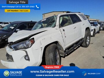 New 2022 Toyota 4Runner 4WD SR5