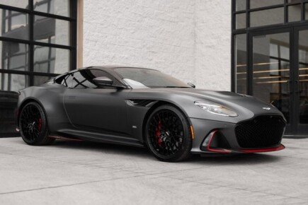 Photo 1 for 2023 Aston Martin DBS