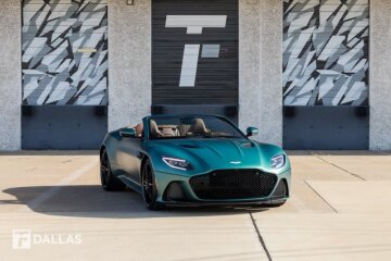 2023 Aston Martin DBS Volante