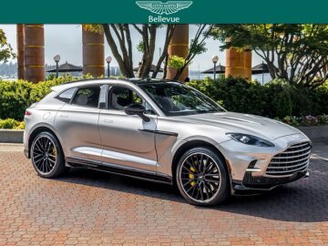 2023 Aston Martin DBX 707
