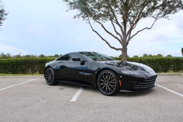 2023 Aston Martin V8 Vantage Coupe