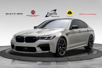 2023 BMW M5