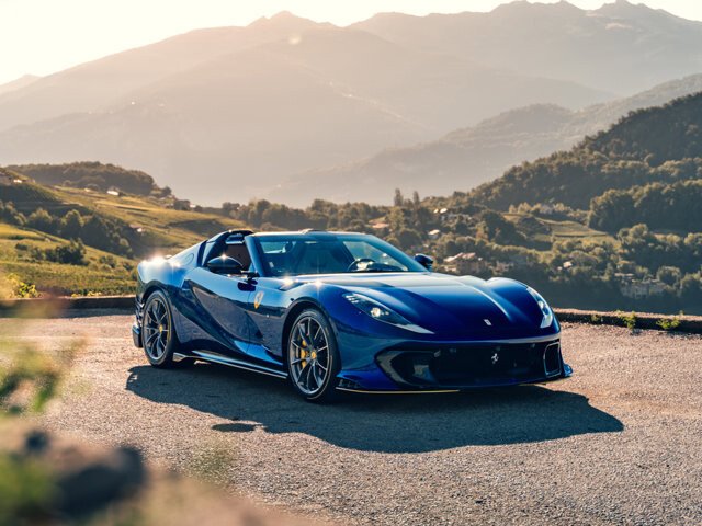 2023 Ferrari 812 Competizione