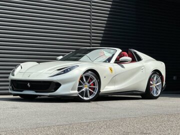 2023 Ferrari 812 GTS