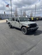 Thumbnail Photo 6 for New 2023 Jeep Gladiator Sport