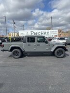 Thumbnail Photo 5 for New 2023 Jeep Gladiator Sport