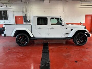 2023 Jeep Gladiator