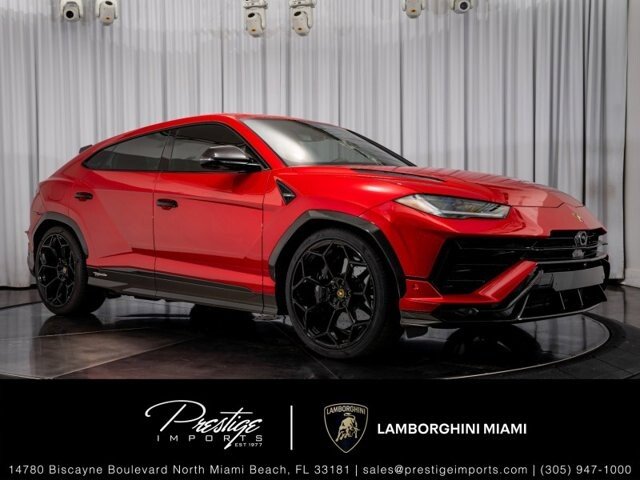 2023 Lamborghini Urus Performante