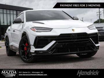 2023 Lamborghini Urus Performante