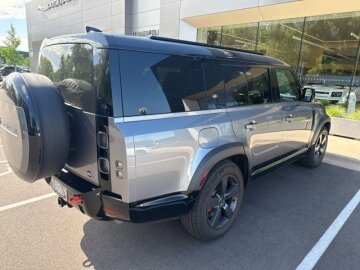 2023 Land Rover Defender