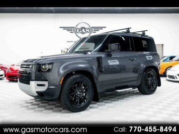 2023 Land Rover Defender 90 SE