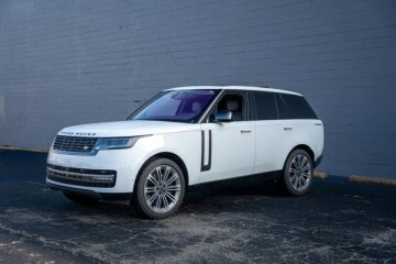 2023 Land Rover Range Rover SE