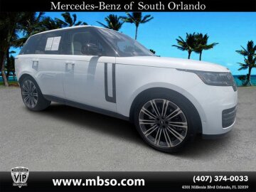 2023 Land Rover Range Rover SE