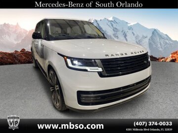 2023 Land Rover Range Rover SE