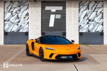 2023 McLaren GT
