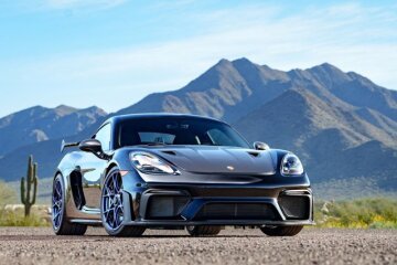 2023 Porsche 718 Cayman GT4 RS