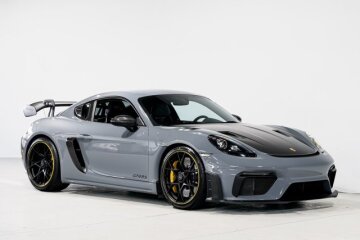 2023 Porsche 718 Cayman GT4 RS