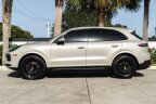 Thumbnail Photo 2 for 2023 Porsche Cayenne S