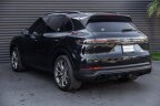 Thumbnail Photo 2 for 2023 Porsche Cayenne Platinum Edition