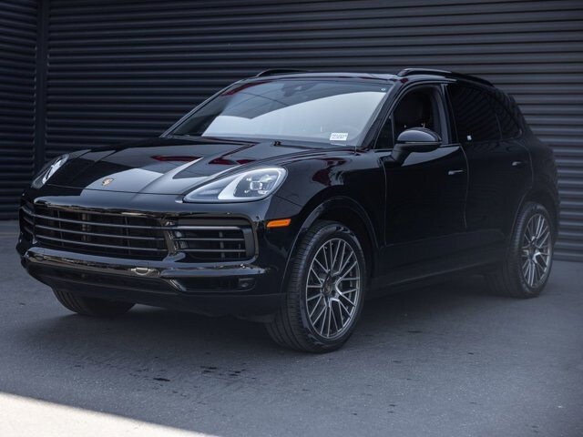 2023 Porsche Cayenne Platinum Edition