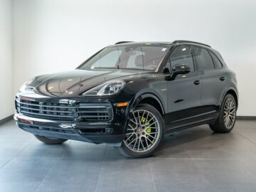 2023 Porsche Cayenne Platinum Edition
