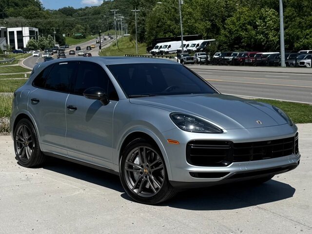 2023 Porsche Cayenne