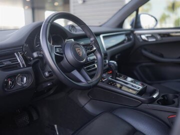 2023 Porsche Macan