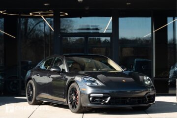 2023 Porsche Panamera GTS